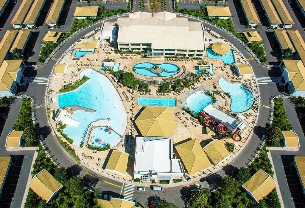 L'Acqua Diroma - Suites Confortaveis - Diversao Garantida Caldas Novas Aparthotel